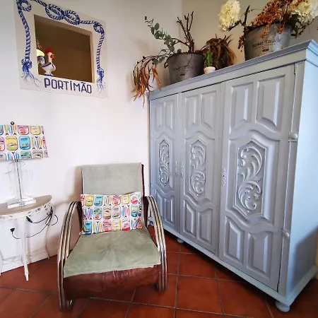 Daire Charming Portuguese Style Apartment, For Rent 