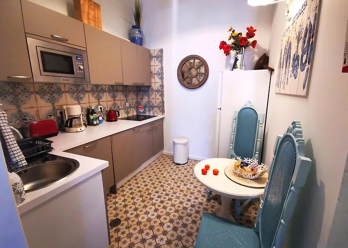 Appartement Charming Portuguese Style Apartment, For Rent Vida à Portuguesa, Sardinha Local