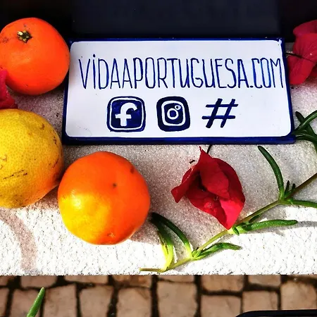 'sardinha' Charming Portuguese Style For Rent 'vida A Portuguesa' Local Apartman Portimão