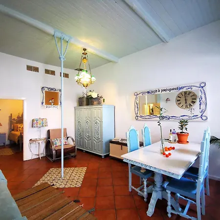 'sardinha' Charming Portuguese Style For Rent 'vida A Portuguesa' Local Апартаменти Портіман