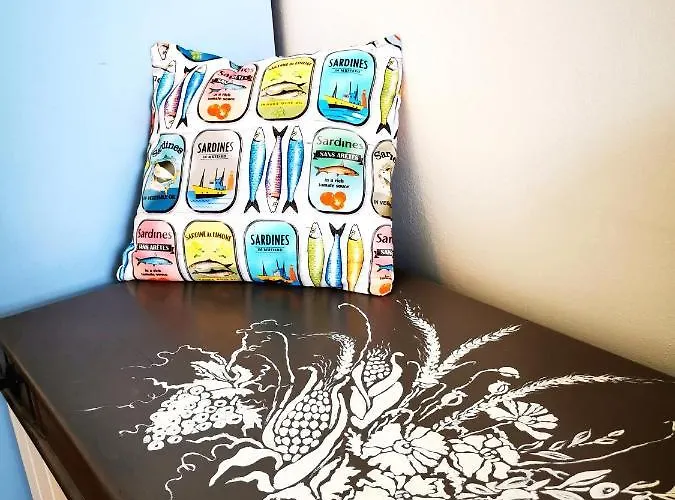 Appartement Charming Portuguese Style Apartment, For Rent 