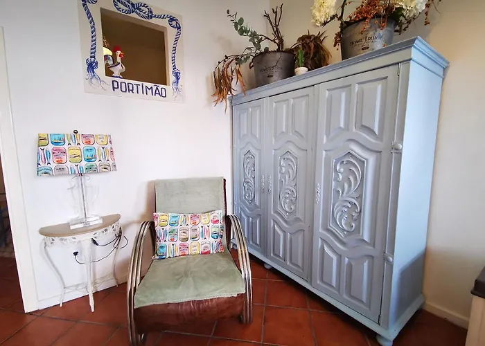 Appartement Charming Portuguese Style Apartment, For Rent 