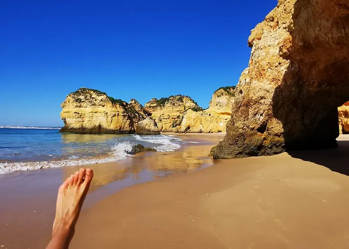 Charming Portuguese Style Apartment, For Rent Vida à Portuguesa, Sardinha Local Appartamento